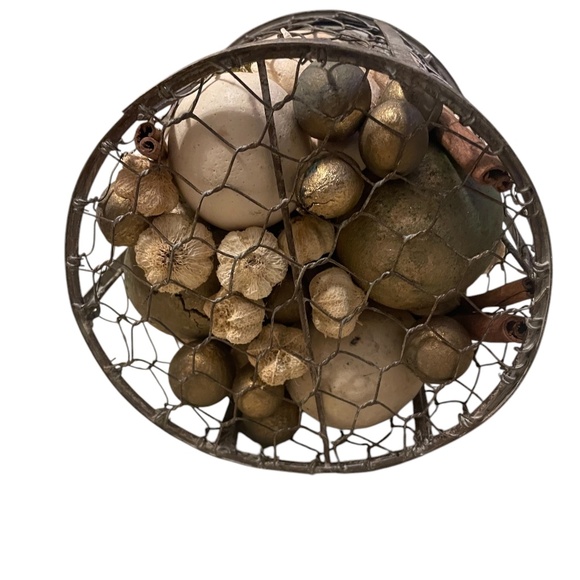 Chicken Wire Decorative Potpourri Filled Bird Cage - Picture 4 of 9